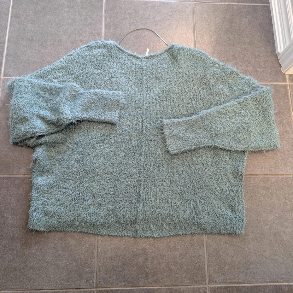Free People Icing V-Neck Sweater - Picture 4 of 7